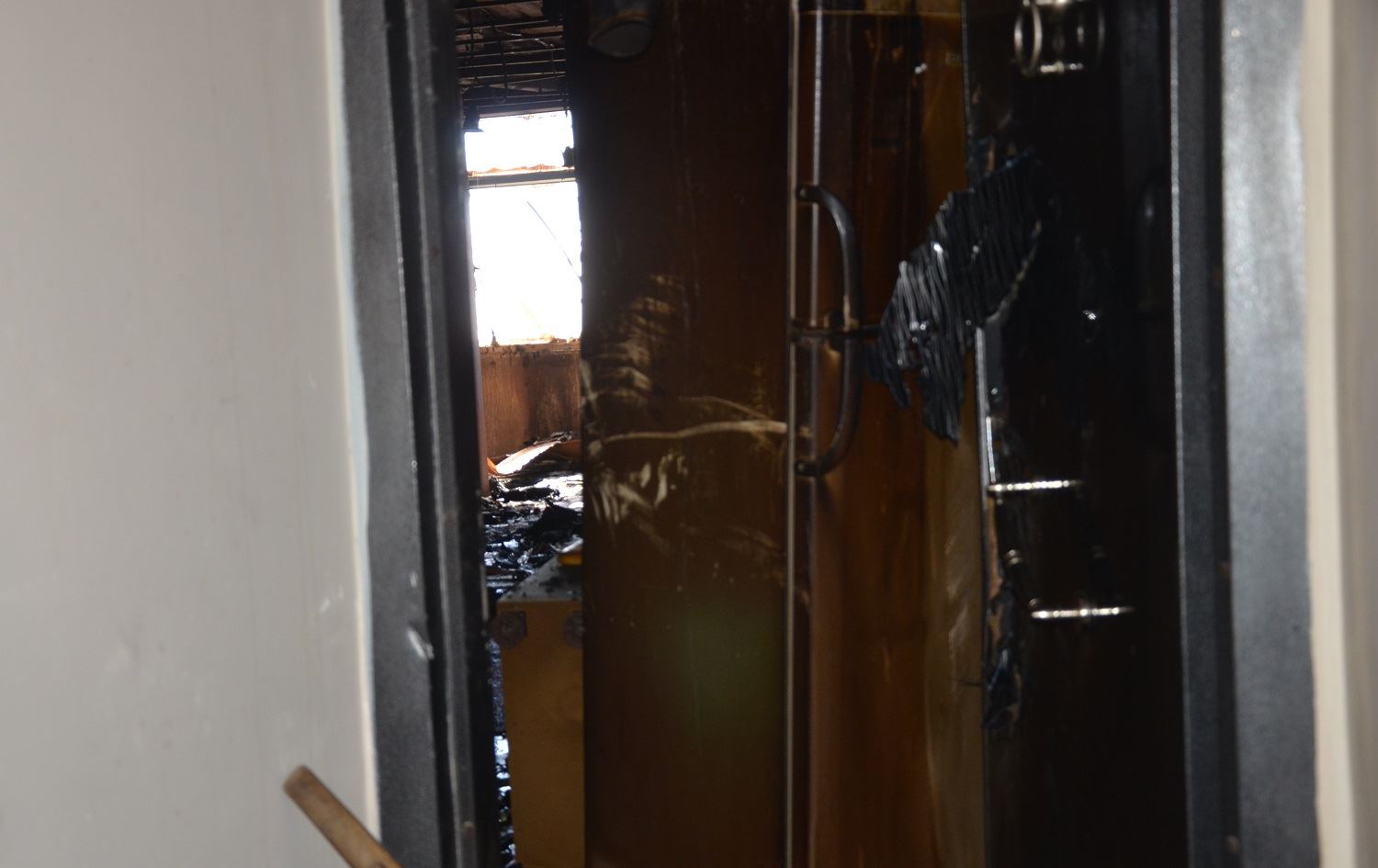 Li Mûşê du xwîşkên cêwî şewitîn û mirin