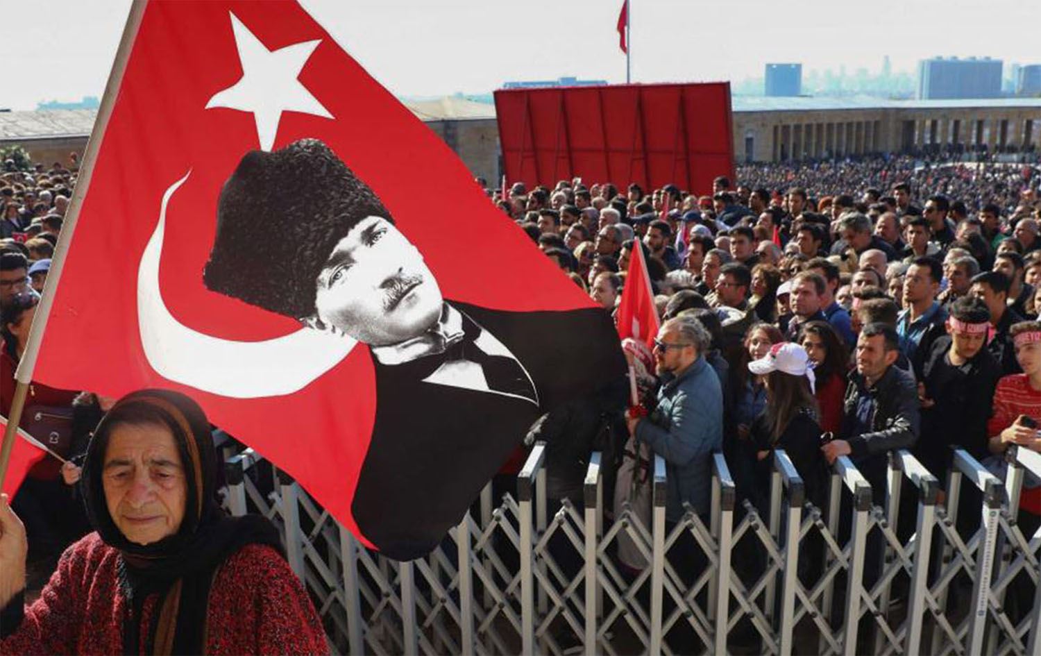 سنووردارکردنی یادی ''سەرکەوتنی ئەتاتورک'' لەلایەن حکومەتەوە، جەهەپە تووڕەدەکات