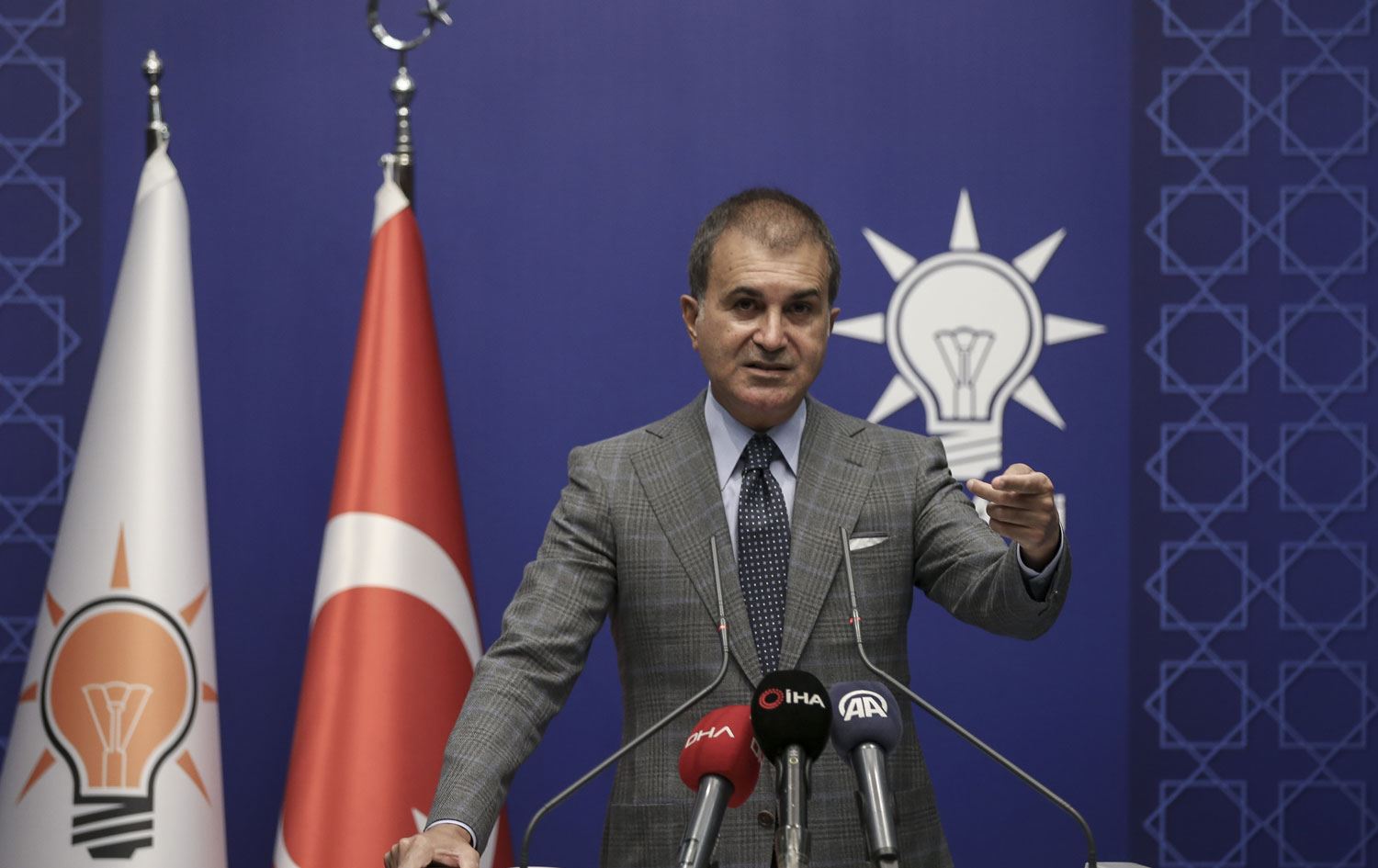 AK Parti: Yunanistan Doğu Akdeniz'de korsan bir devlettir