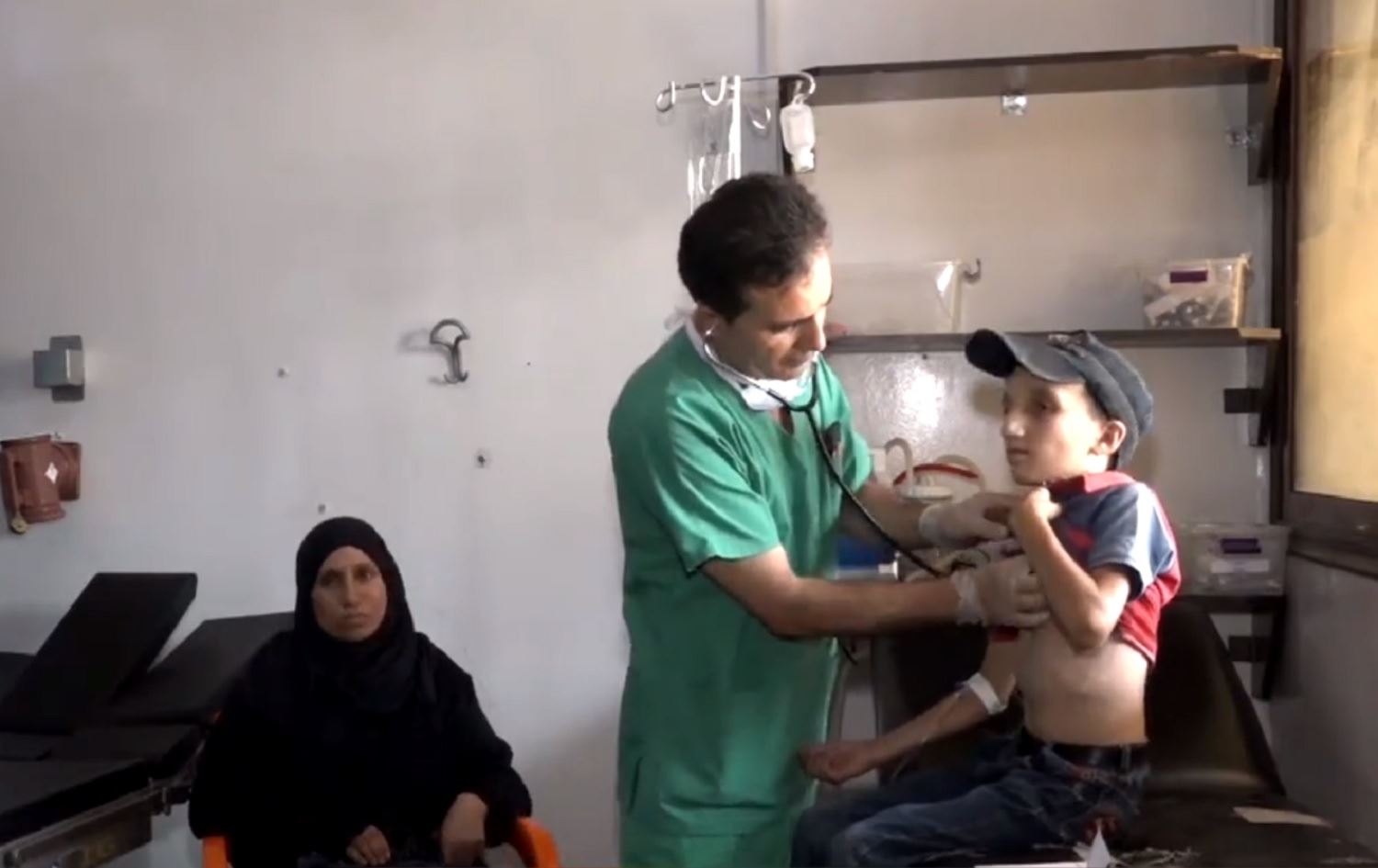 Ji ber ava pîs 2,100 zarok li Hesekê nexweş ketine