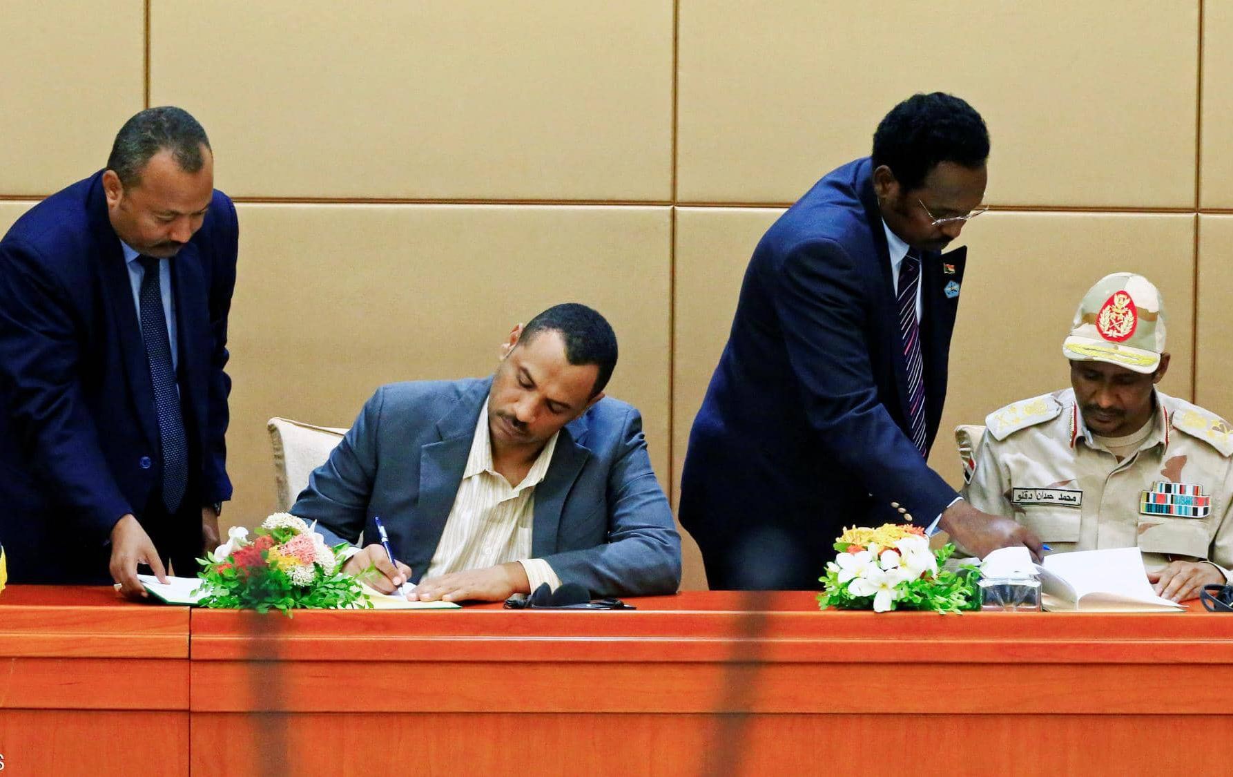 لە سوودان ئایین لە دەوڵەت جیاکرایەوە