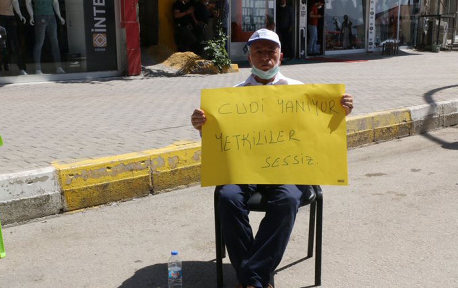 Şırnak Milletvekili Özgüneş’ten ‘Cudi Dağı’ eylemi