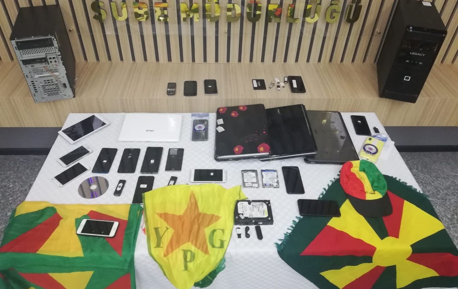 Bi tohmeta ‘karkirina bo PKKê’ 11 hacker hatin girtin