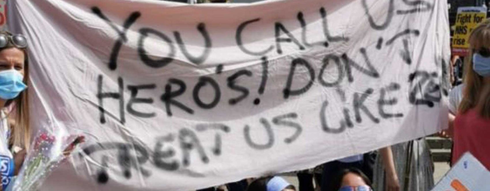 بەشێک لە پەرستارانی لەندەن بۆ زیادکردنی مووچەکانیان خۆپیشاندان دەکەن