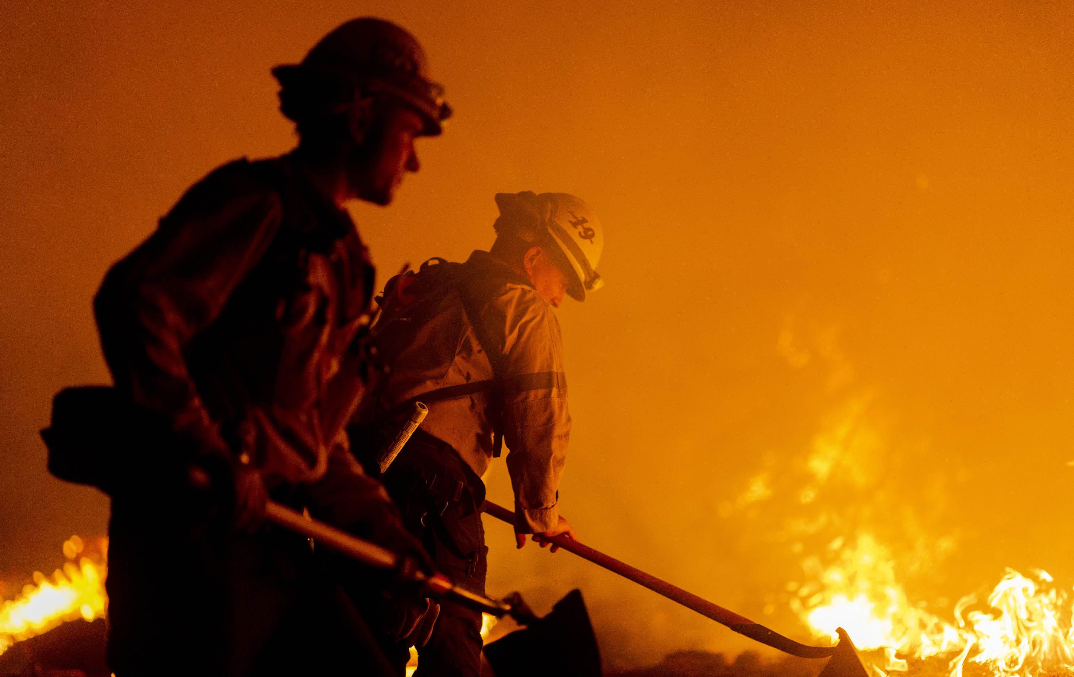 Ji ber agirê li California û Oregonê 29 kesan canê xwe ji dest dan