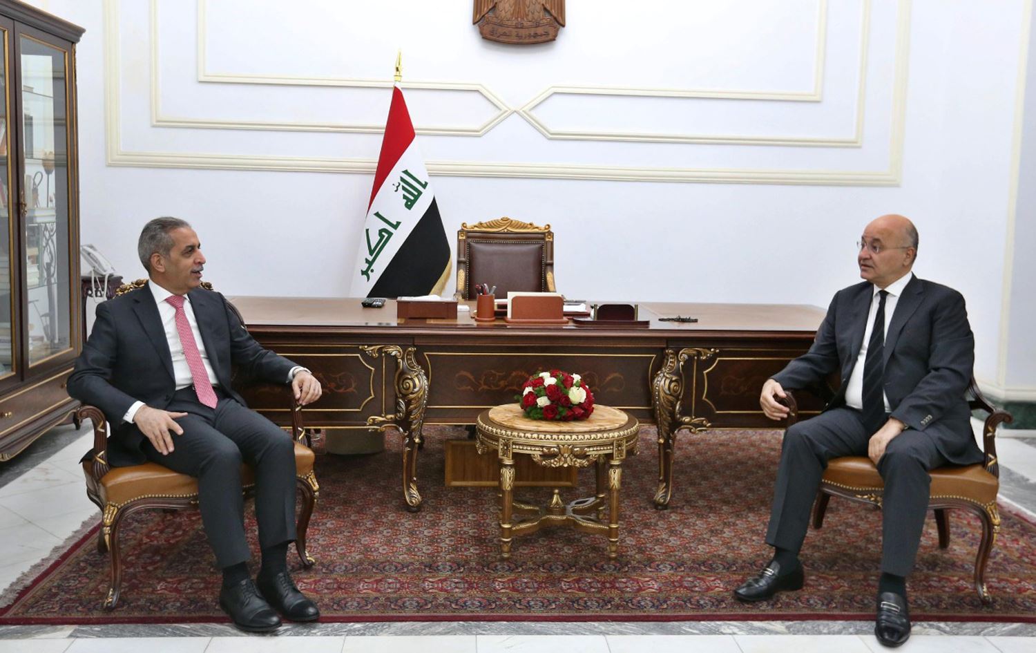 رئيس الجمهورية يبحث مع رئيس مجلس القضاء الأعلى ملفي مكافحة الفساد والانتخابات المبكرة