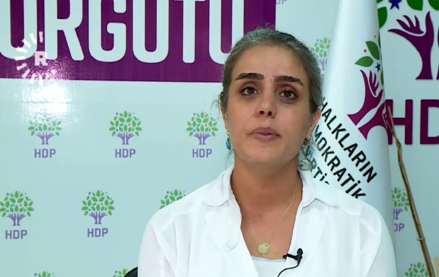 Ayşe Acar Başaran: Hikûmet tola neketina Kobanî ji HDPê hildide