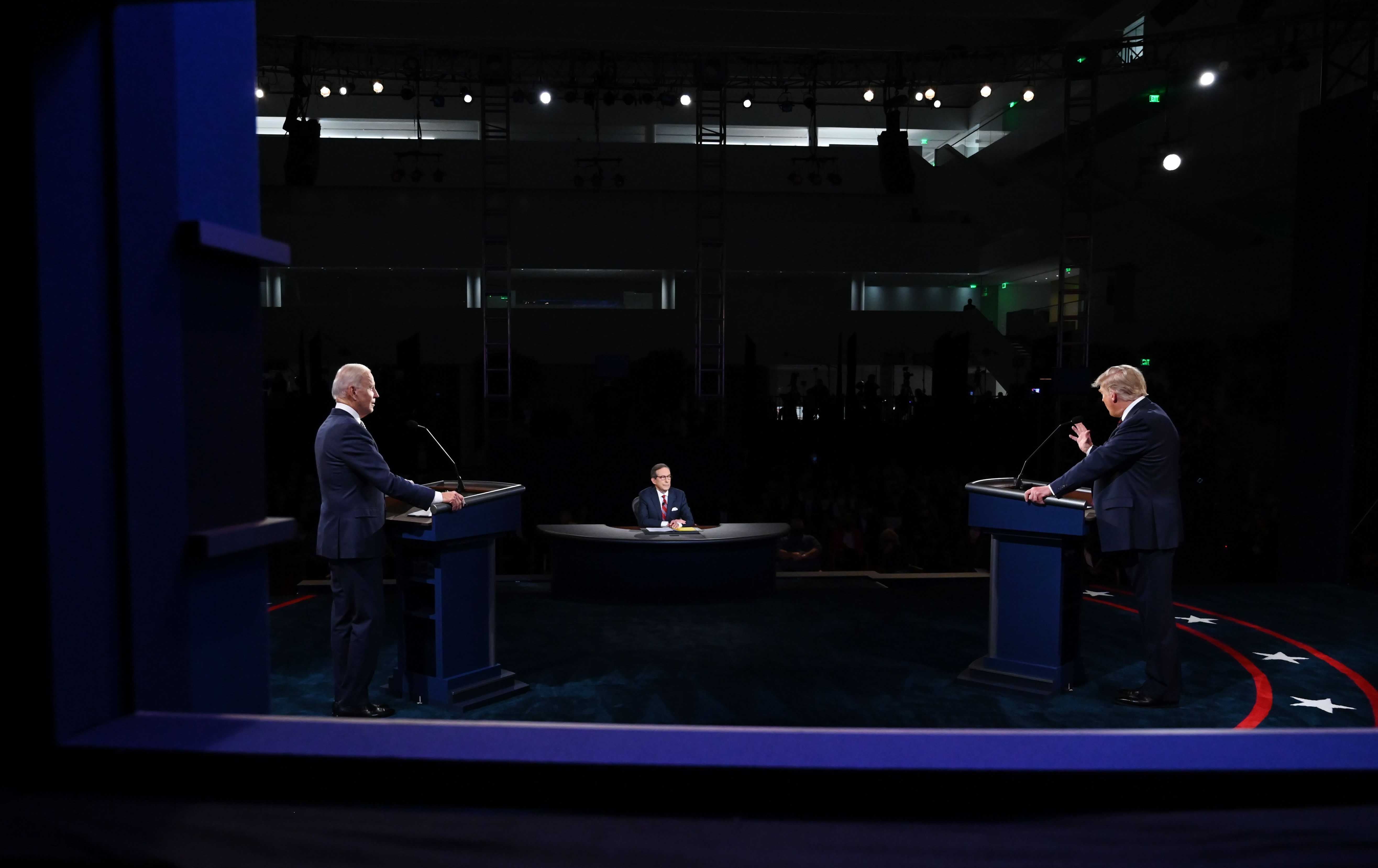 یەکەم دیبەیت؛ ترەمپ و بایدن بە هێرشکردنە سەر یەکدی دەستیانپێکرد