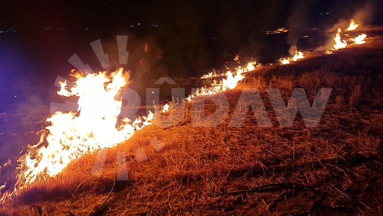 ئاگر لە شوێنی کەوتنەخوارەوەی مووشەکەکان کەوتووەتەوە وێنە؛ بڵند تاهیر- رووداو