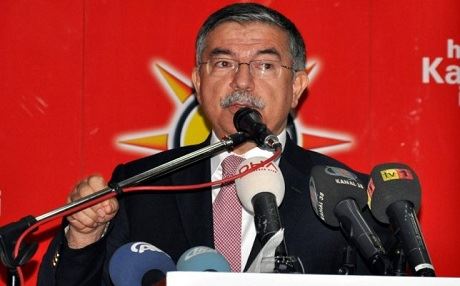 Wezîrê Parastinê yê Tirkiyê li ser daxuyaniyên Barzanî axivî