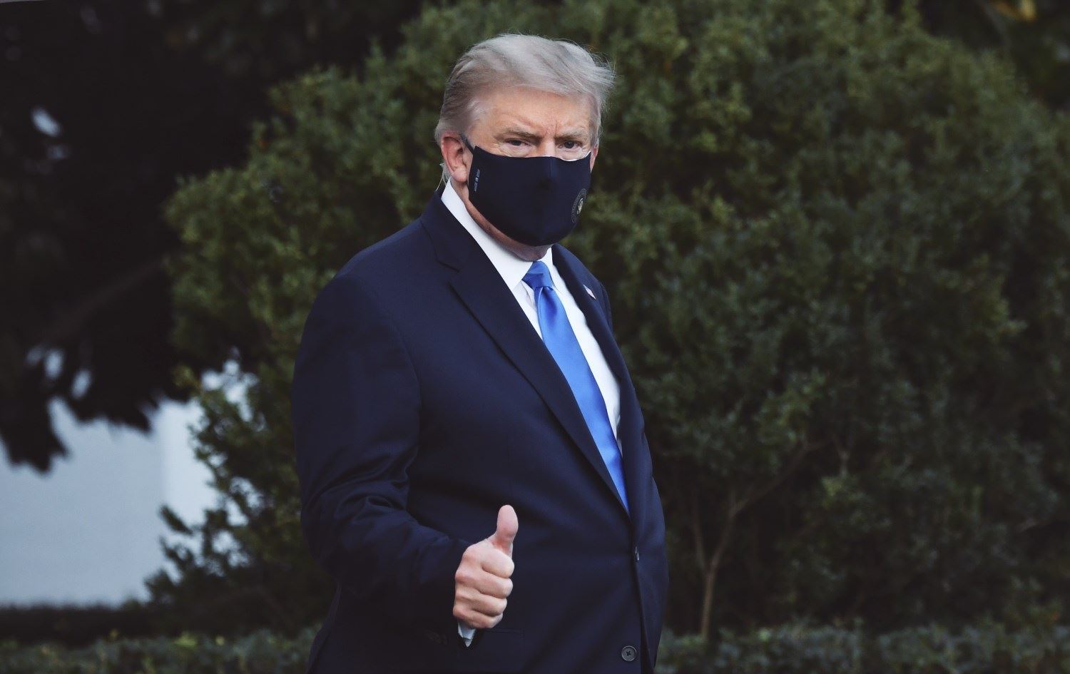 ABD Başkanı Donald Trump hastaneye kaldırıldı