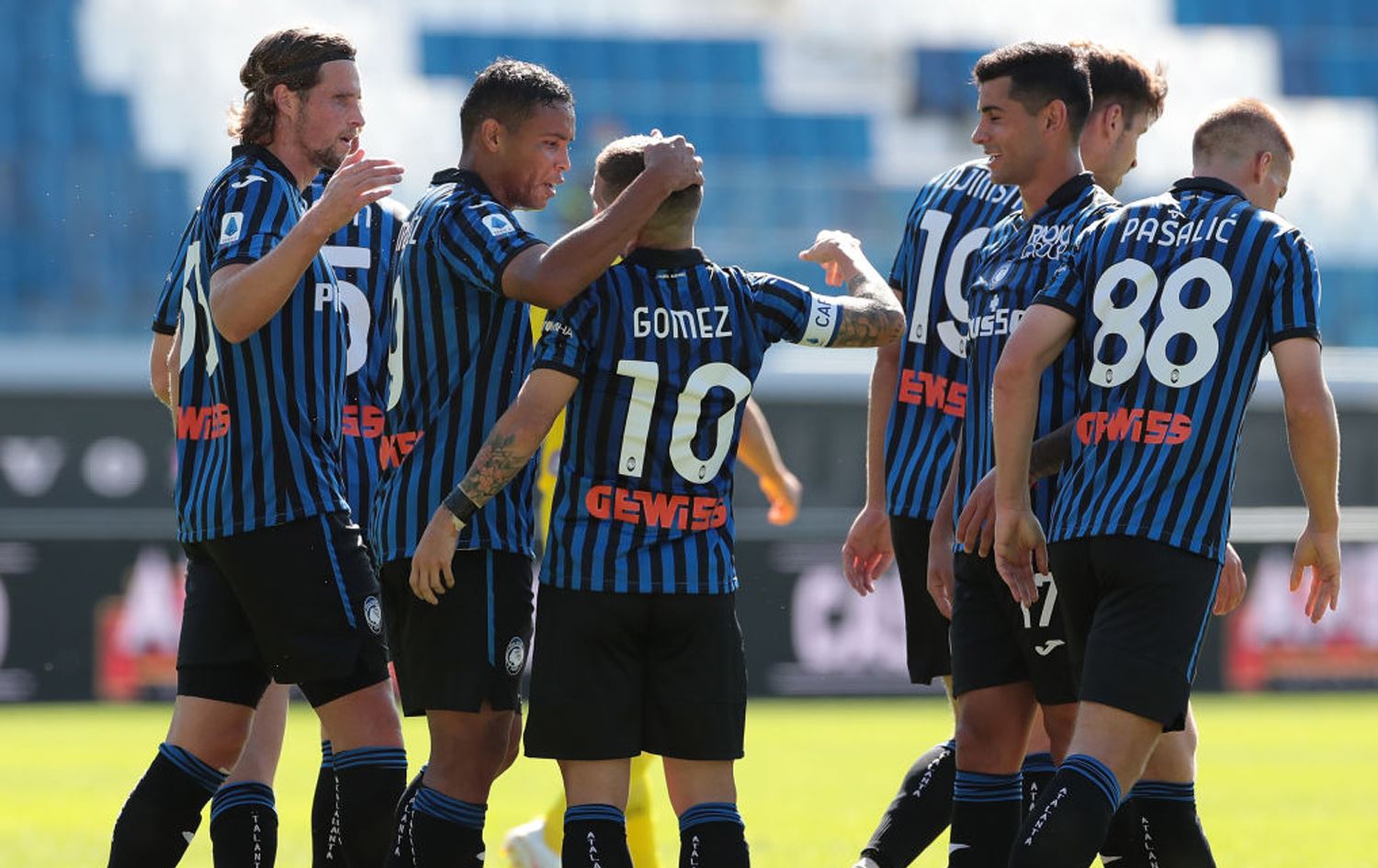 ئاتالانتا کالیاریی گۆڵبارانکرد