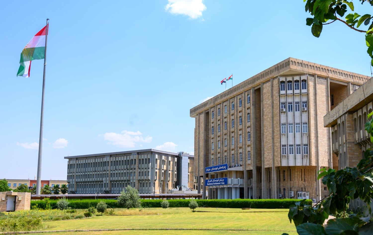 Kürdistan Parlamentosu Başbakan’ın talebi üzerine toplandı