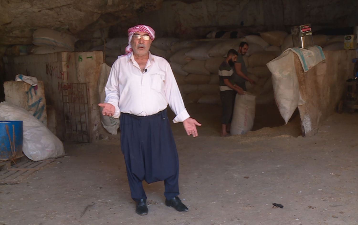 Urfa’da binlerce yıllık mağaralarda hayvancılık yapılıyor