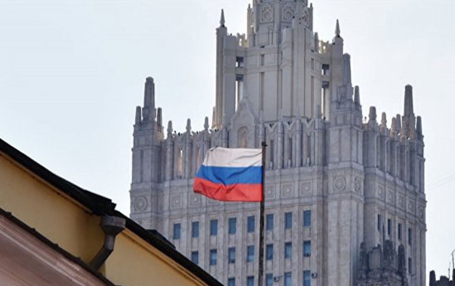 Azerbaycan ve Ermenistan Moskova'da Karabağ krizini görüşecek