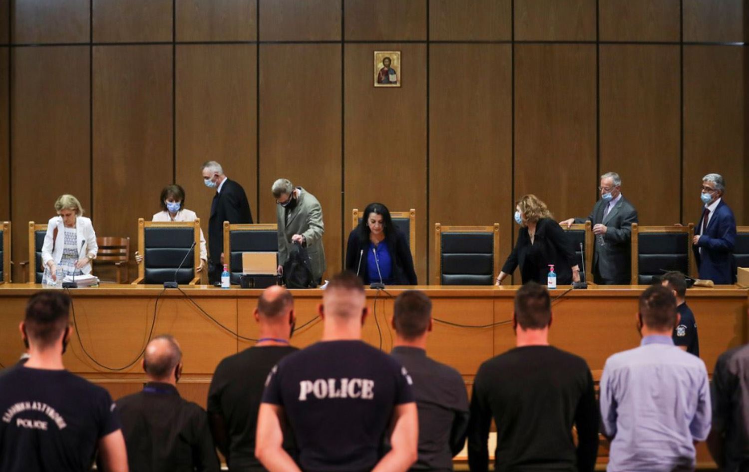 دادگای یۆنان 18 یاسادانەری پێشووی حیزبی گۆڵدن داون سزادەدات