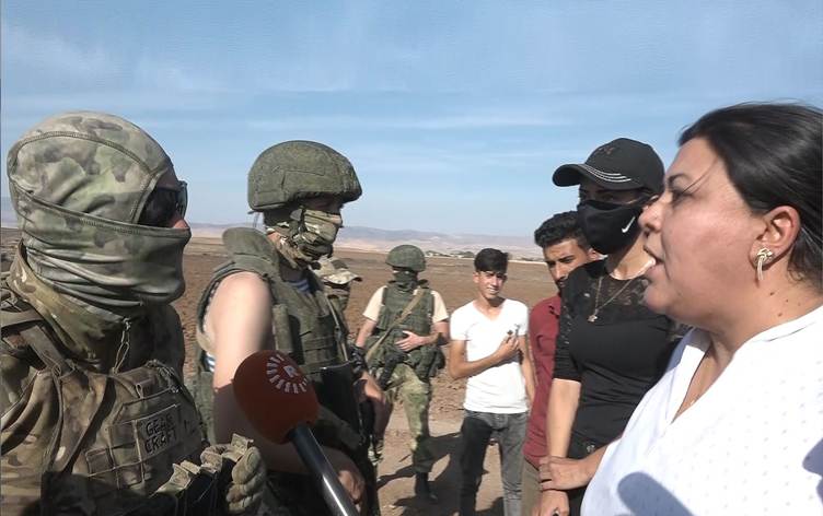 Rojava villagers halt Russian army patrol | Rudaw.net