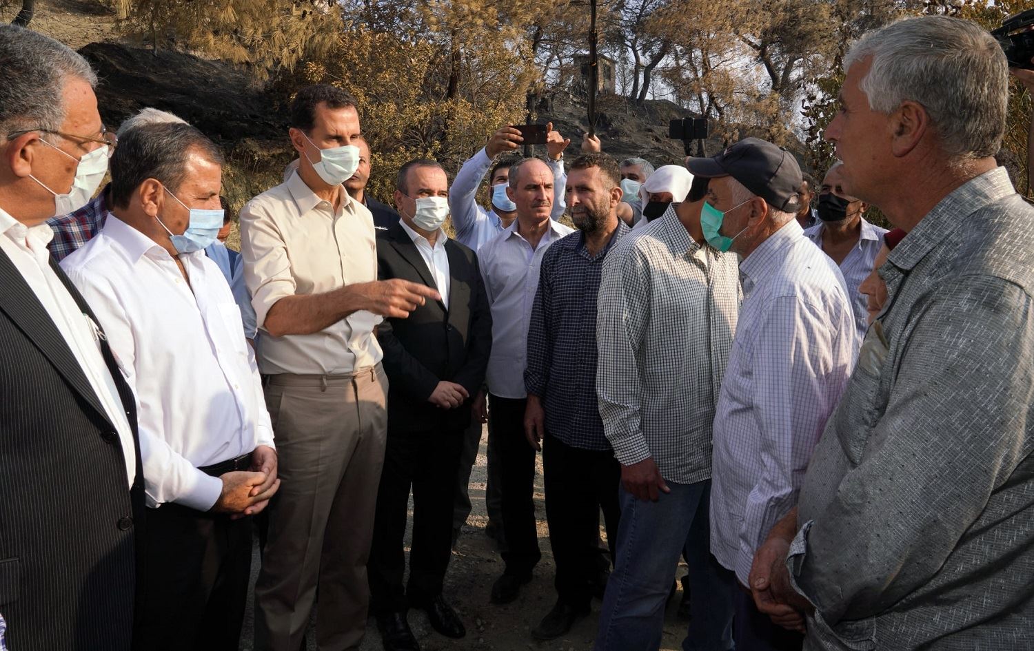 Beşar Esed serdana cihên şewatên parêzgeha Laziqiyê kir