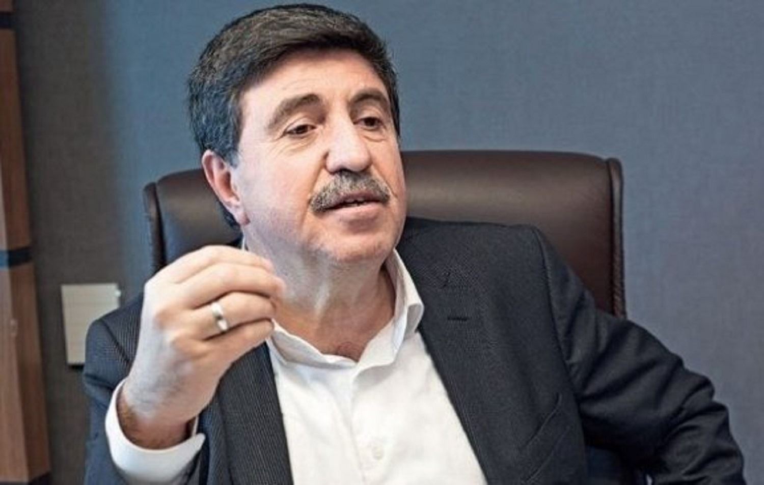 Altan Tan: Demîrtaş neçar kirin dest ji kar berde