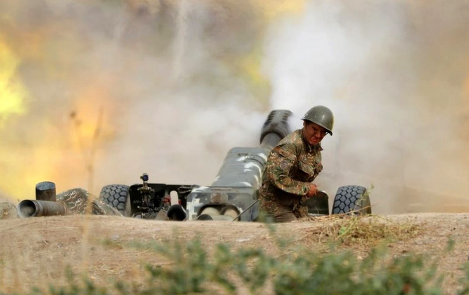 Azerbaycan ve Ermenistan birbirlerini ateşkesi ihlal etmekle suçluyor