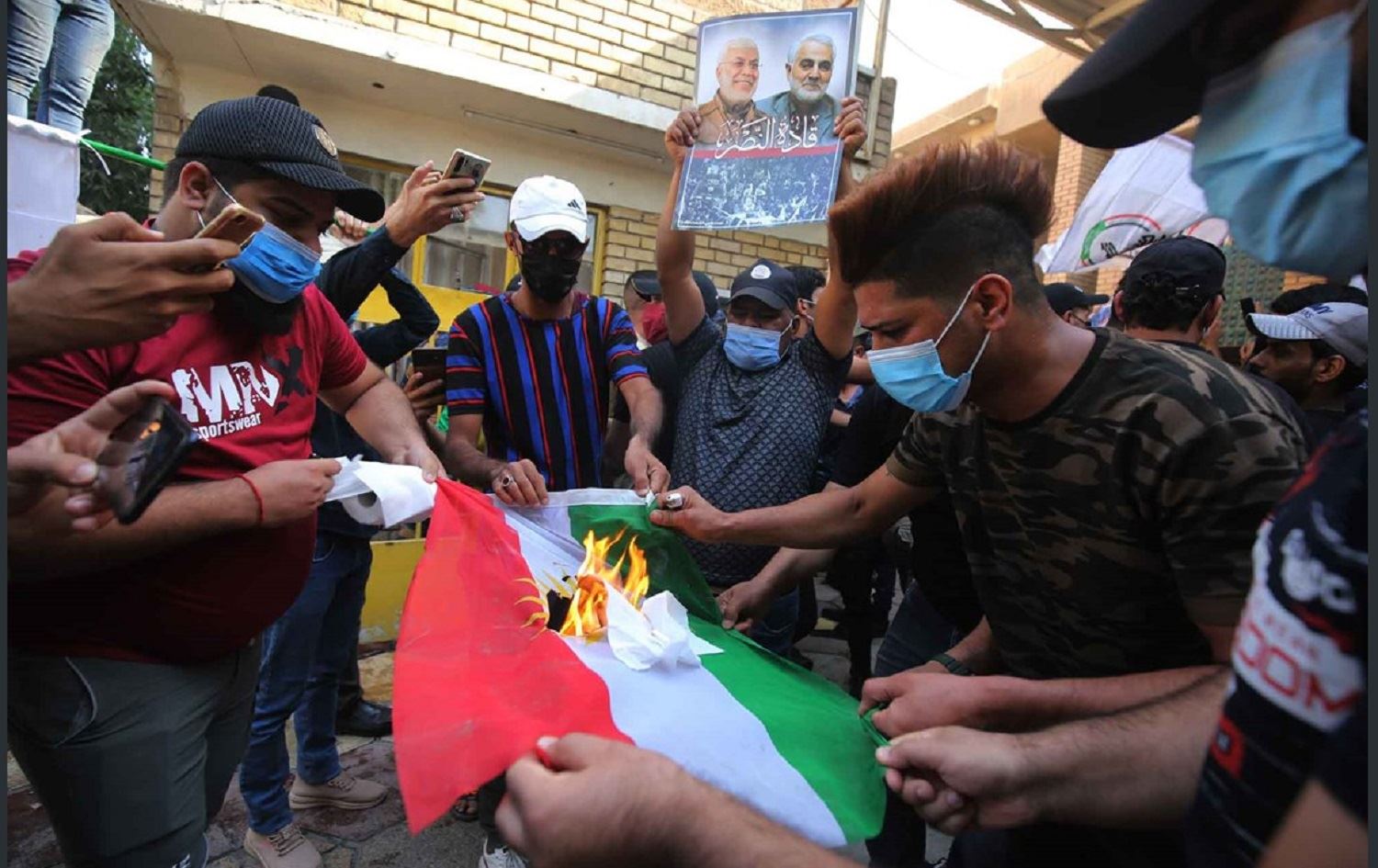 ENKS, PDK-S û Pêşverû êrîşa ser baregeha PDKê û şewitandina Ala Kurdistanê şermezar dikin