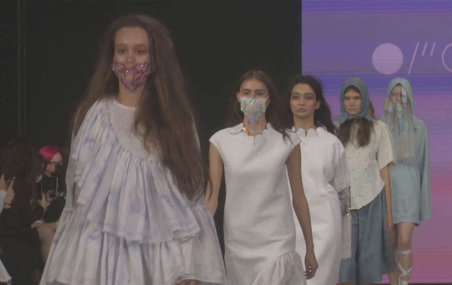 لە مۆسکۆ هەفتەی مێرسیدس بێنز بۆ نمایشی جلوبەرگ بەڕێوەدەچێت