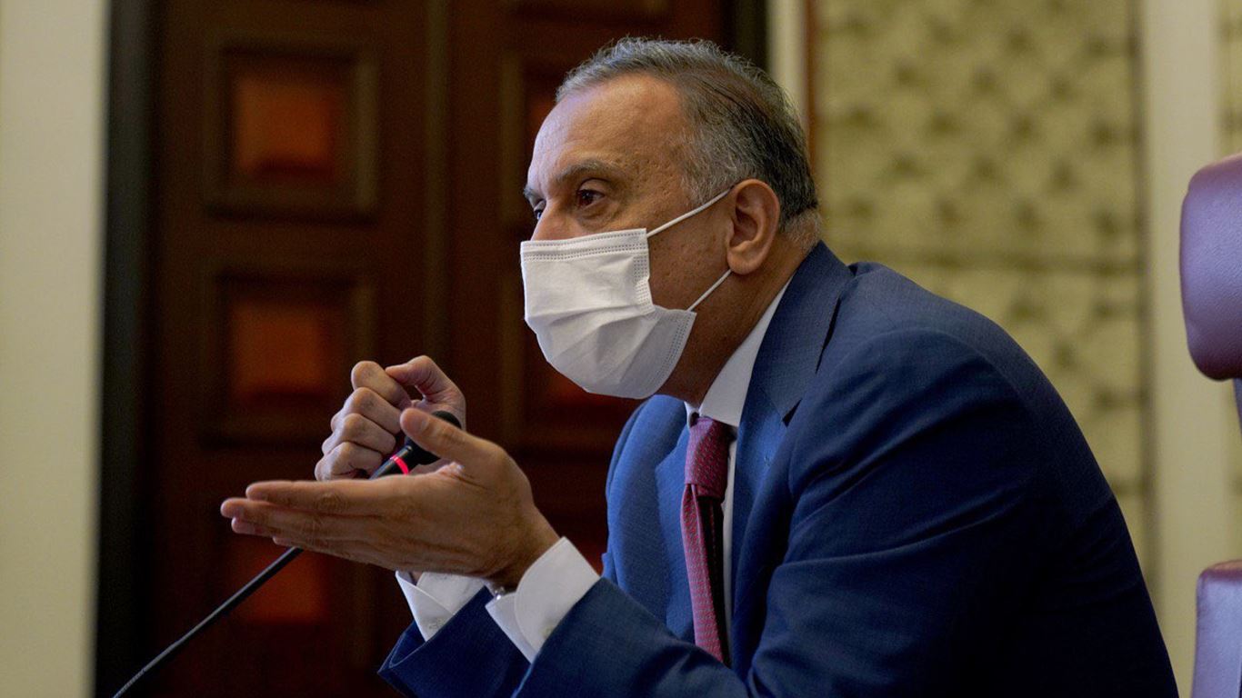 کازمی: رۆژانە لەگەڵ مارەکاندا سەما دەکەم