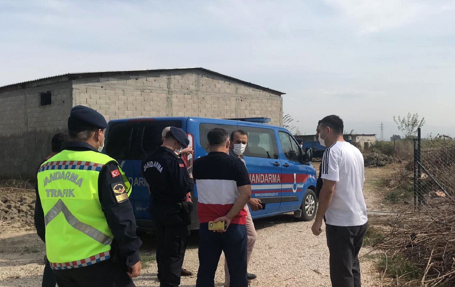 Li Edenê şerê li ser birrîna daran: 2 mirî, 4 birîndar