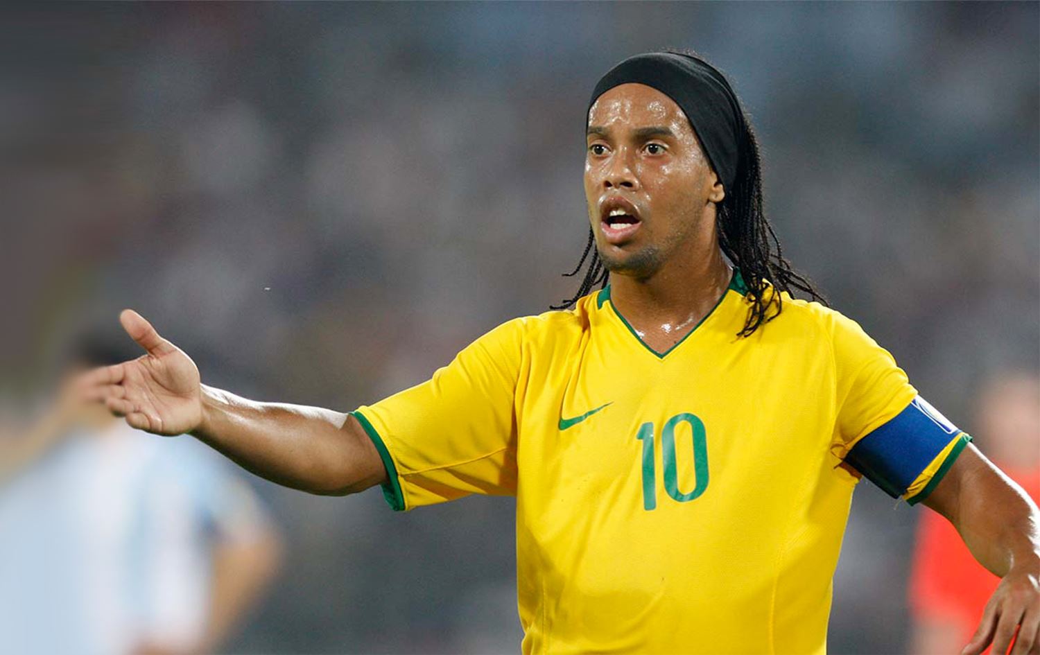 Ronaldinho Covid-19'a yakalandı