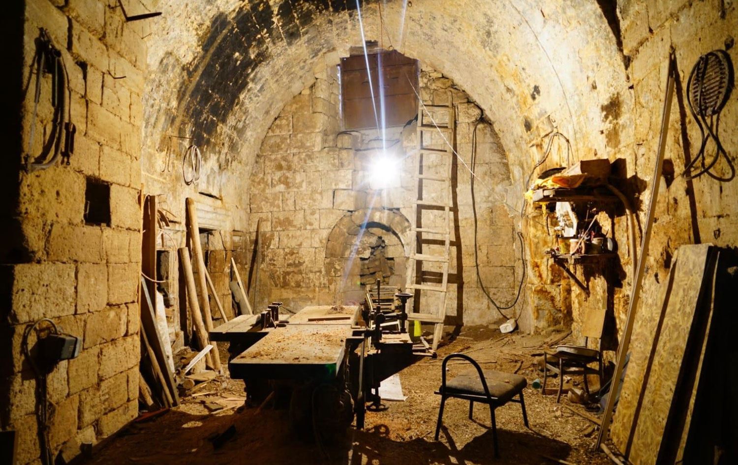 Mardin'de 1700 yıllık kilise internetten satışa çıkarıldı