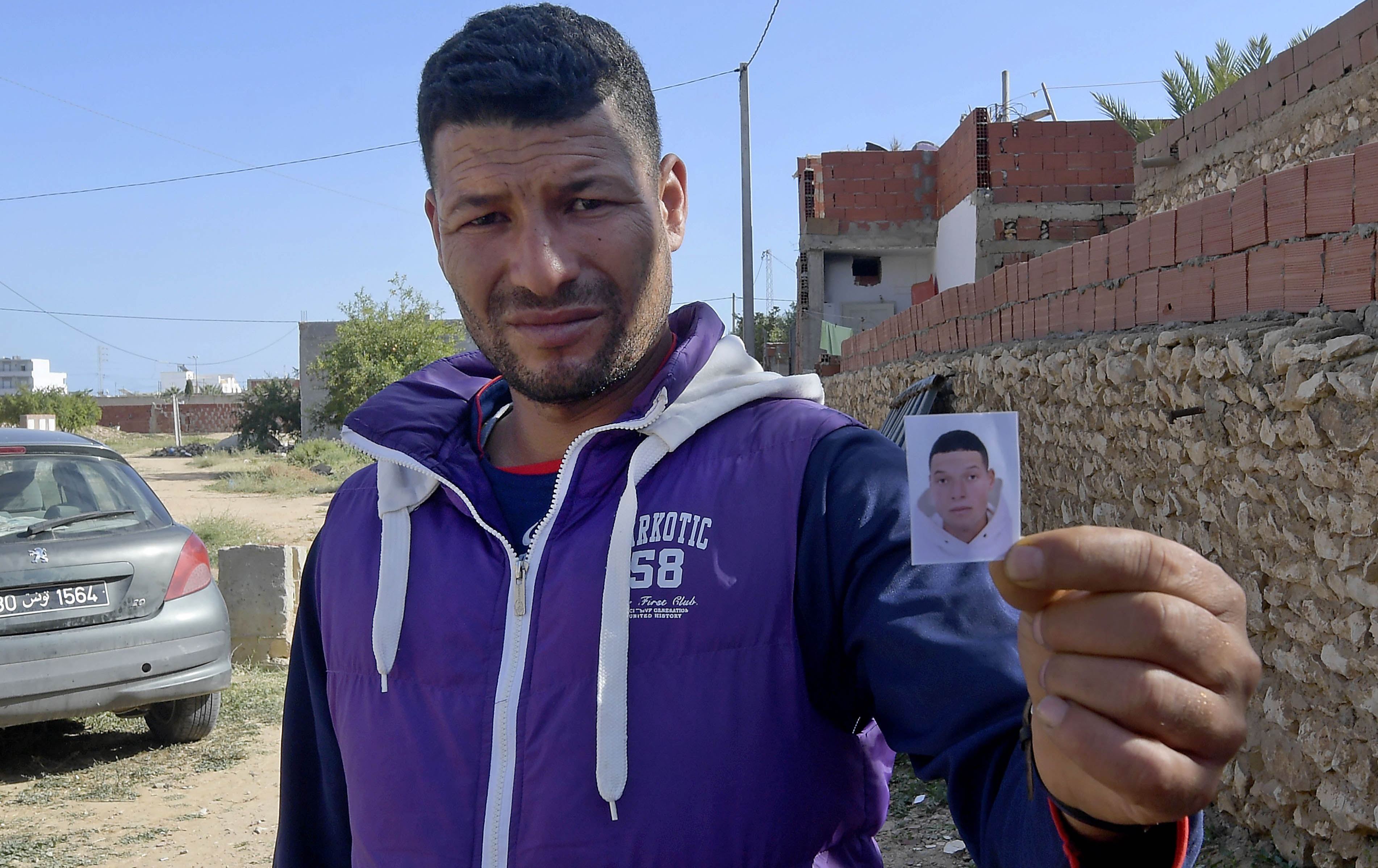 سەربڕەکەی نیس.. لە بەکارهێنەری ماددەی هۆشبەرەوە بۆ مزگەوت