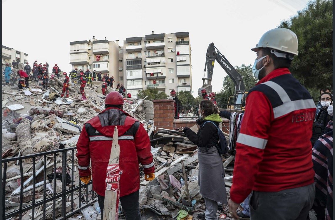 AFAD: İzmir'deki 1120 artçı sarsıntı yaşandı