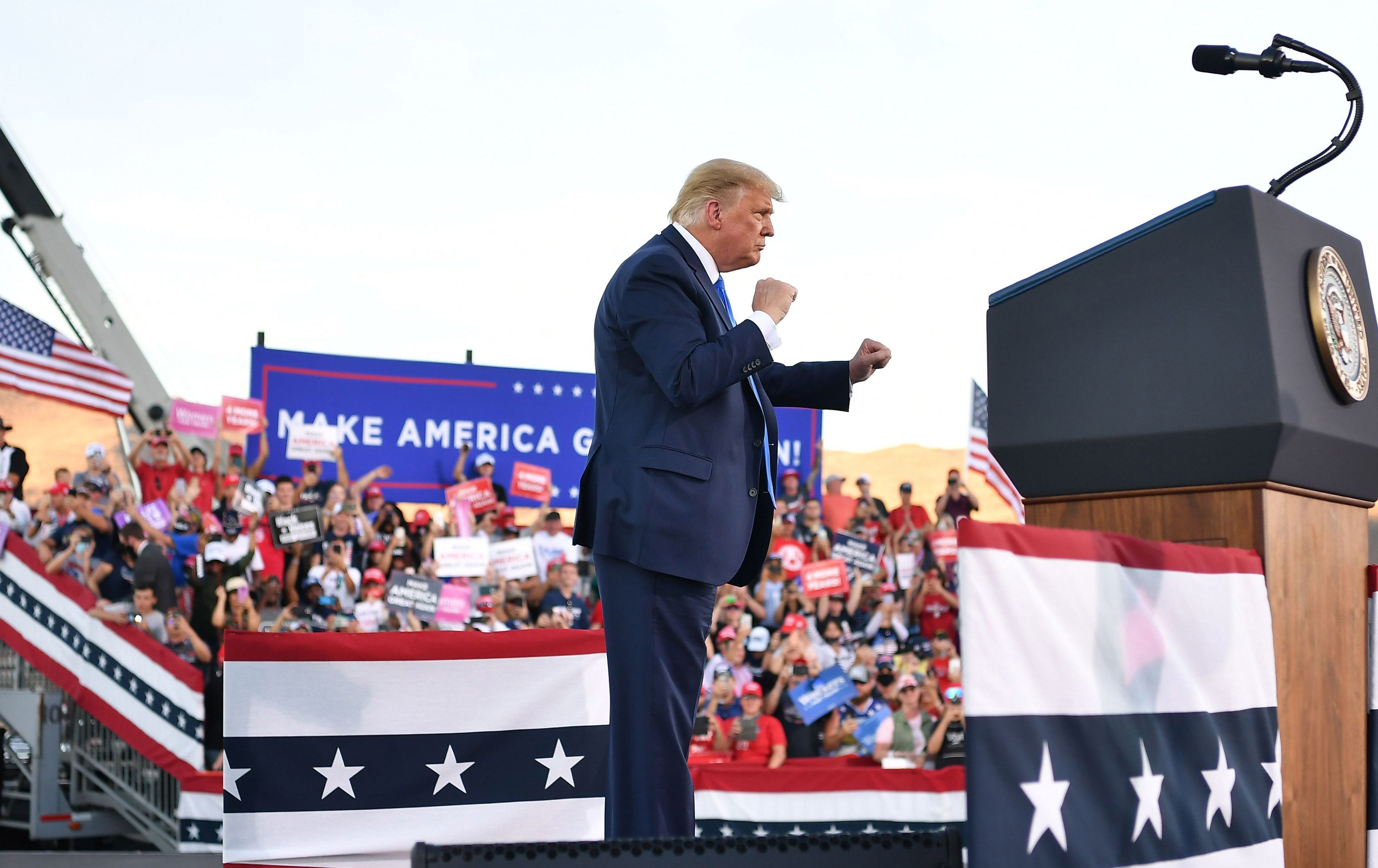 Karvedanên axaftinên Trump li ser encamên hilbijartinê berdewam in