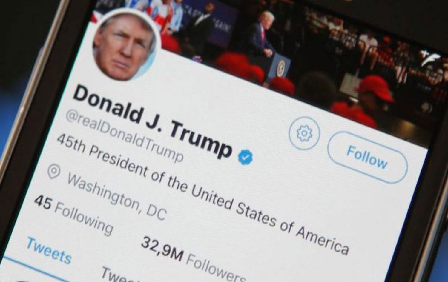 Twitter Trump’ın ‘seçimde sahtekarlık var’ mesajını engelledi