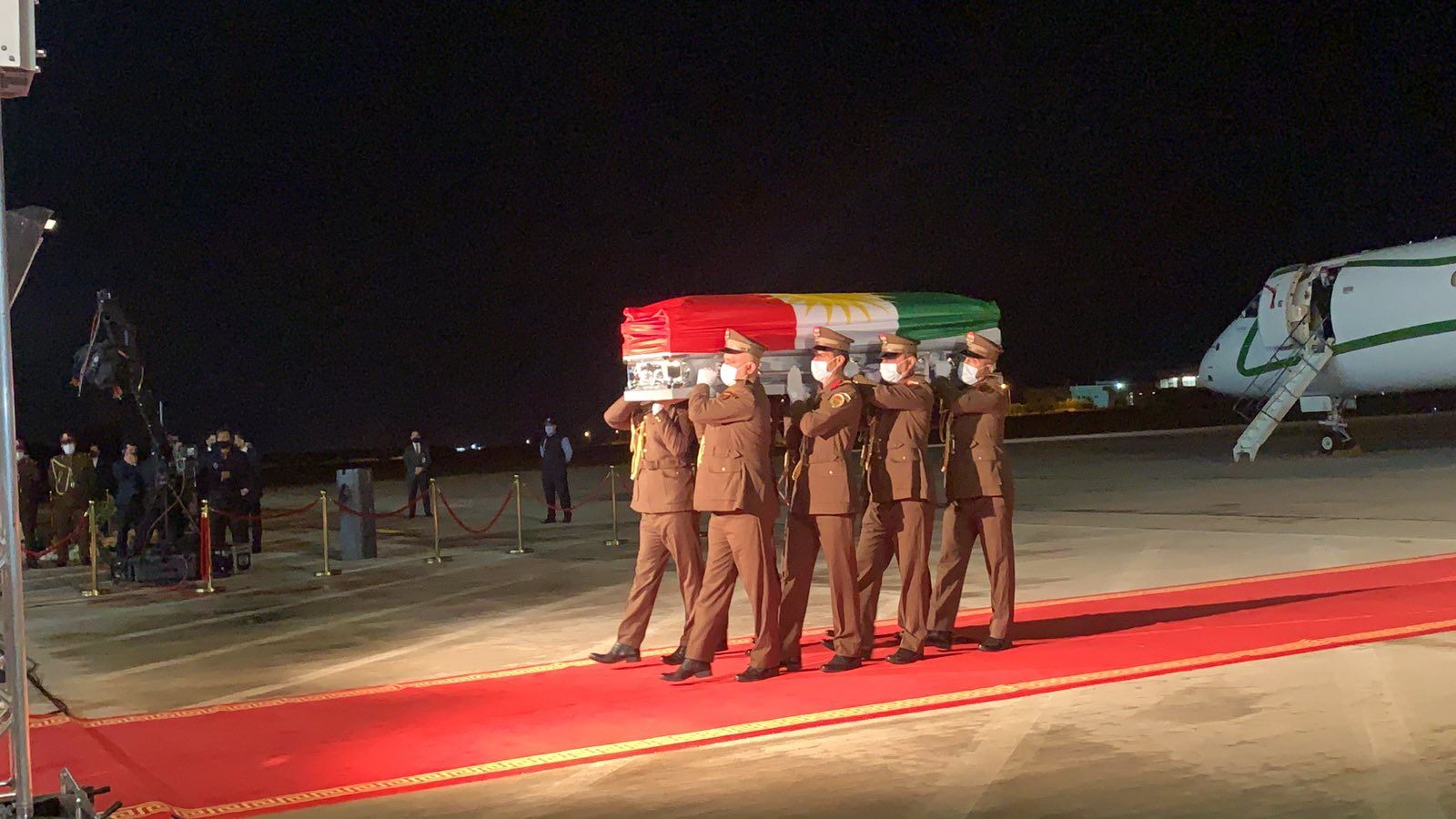 تەرمی د. نەجمەدین کەریم گەیشتە هەولێر و لە پیرمام بە خاک دەسپێردرێت