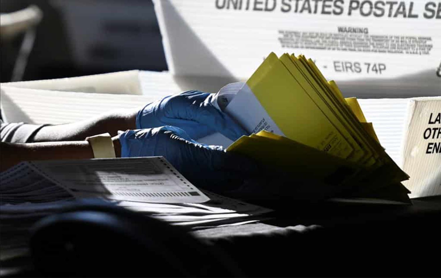 Biden'ın öne geçtiği Georgia eyaletinde oylar yeniden sayılacak