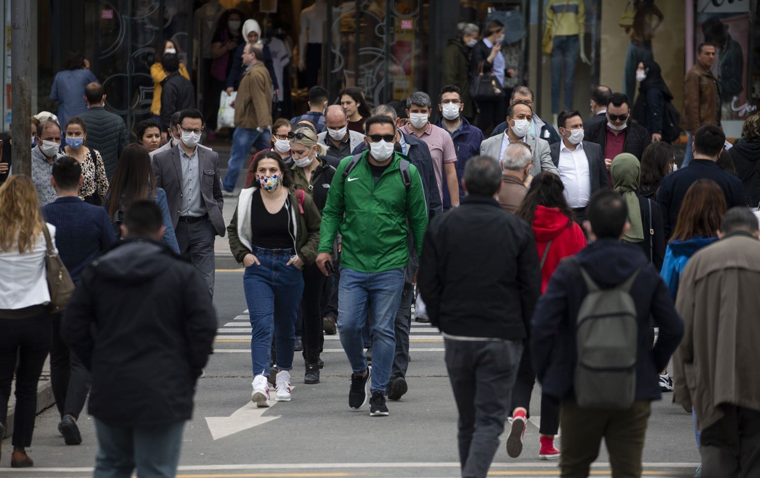 Türkiye'de Covid-19 vaka sayısında artış gözlemlendi