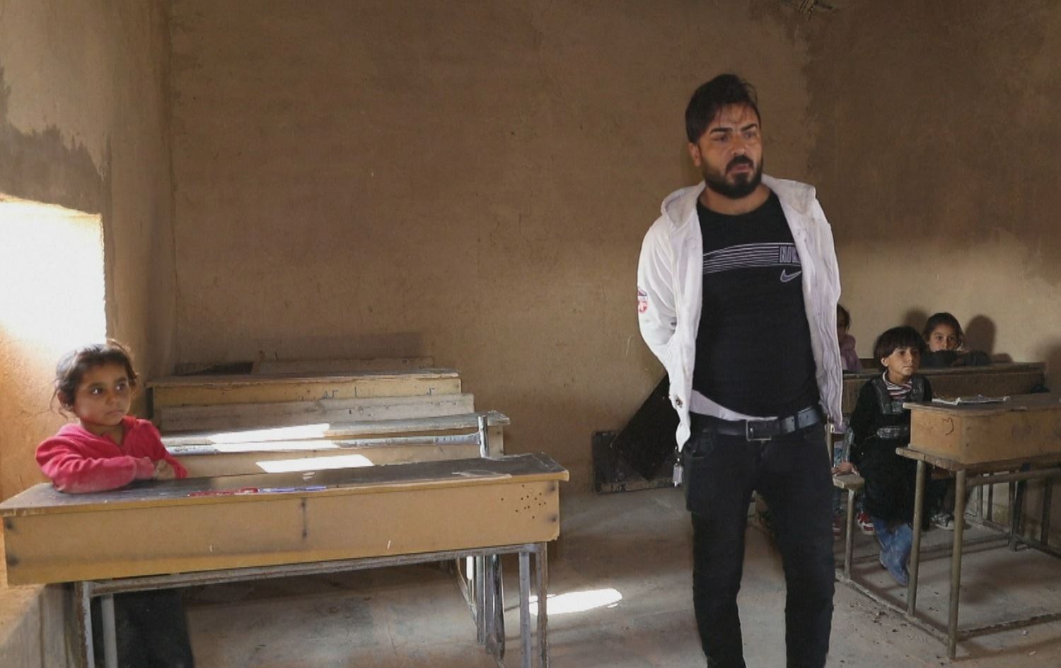 Girtiyekî berê yê DAIŞê bûye mamosta