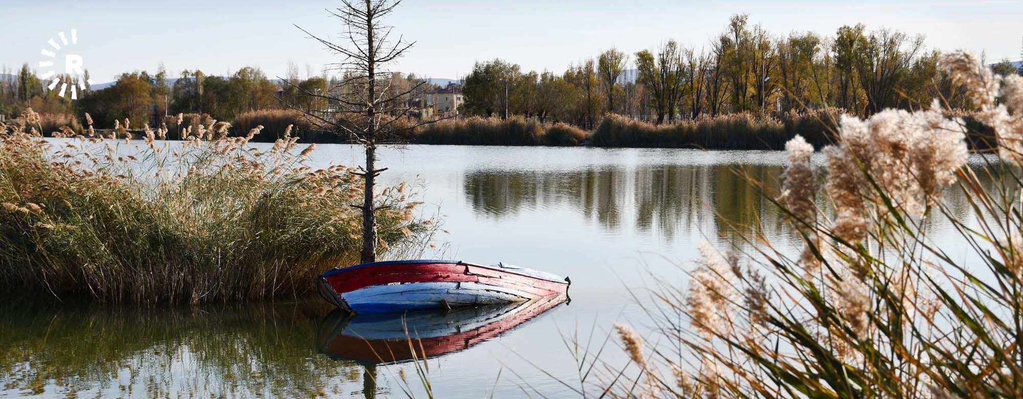 Fotoğraflarla Ulaş Gölü'nde sonbahar güzelliği