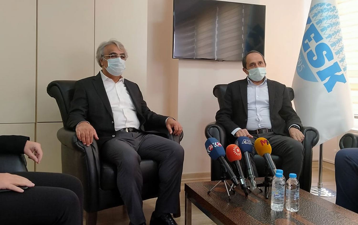 Sancar: Ekonomik kriz fazlaca masum kalıyor