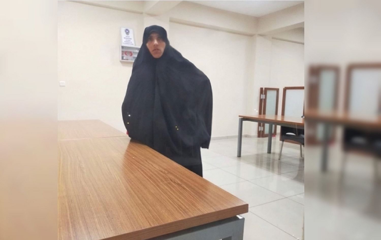 Jina pisîk serjê dikir û dixwar hat desteserkirin