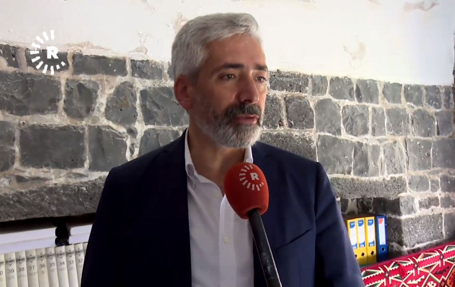 Derbarê Galip Ensarioglu de lêpirsîna 'terorê' hat destpêkirin