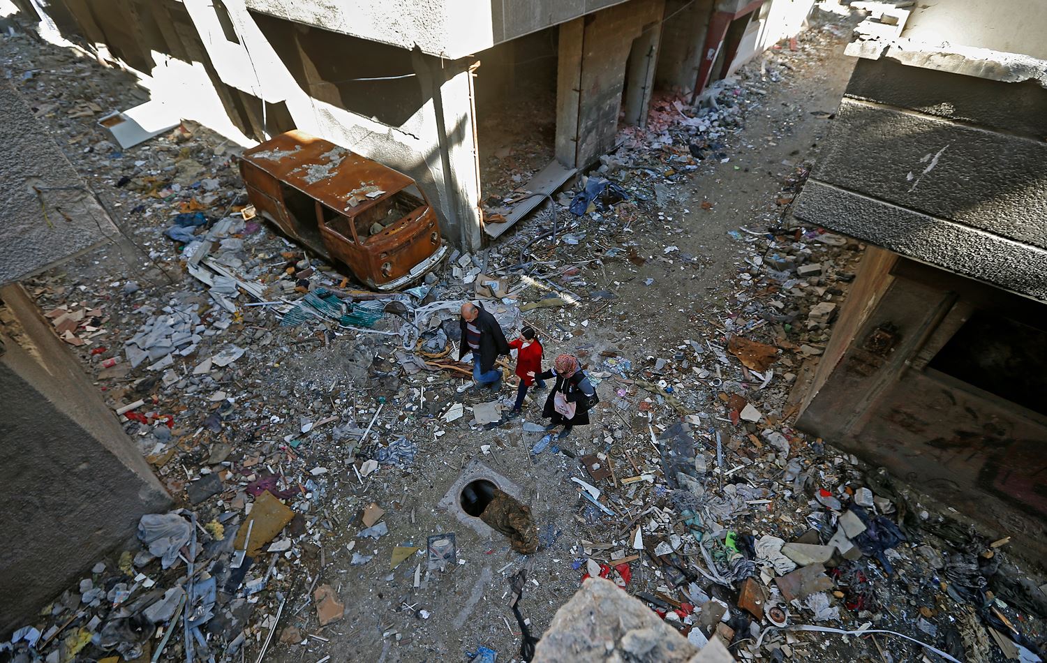 In Syria, Yarmuk residents plan return to war-torn Palestinian camp