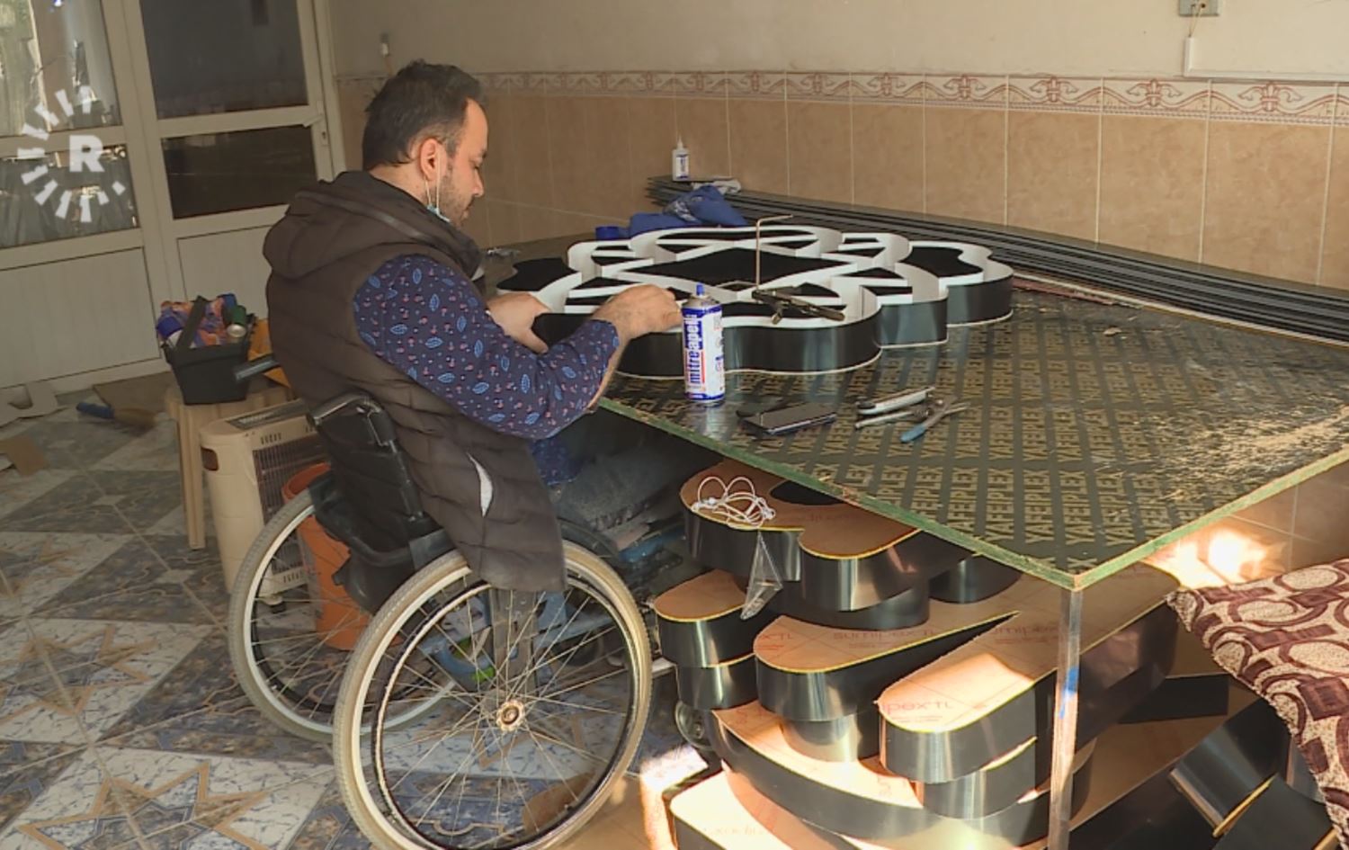 نزیکەی 13 هەزار خاوەن پێداویستیی تایبەت ناویان لە لیستی مووچە سڕاوەتەوە