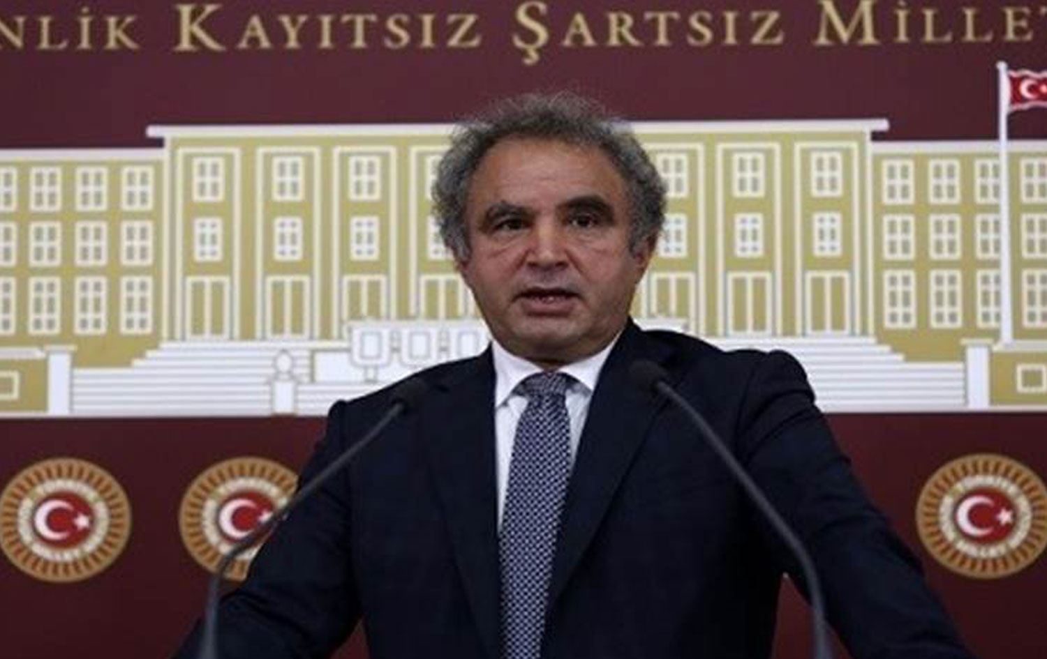 Kadrî Yildirim ji ber Coronayê rakirin beşa çavdêriya hûr a nexweşxaneyê