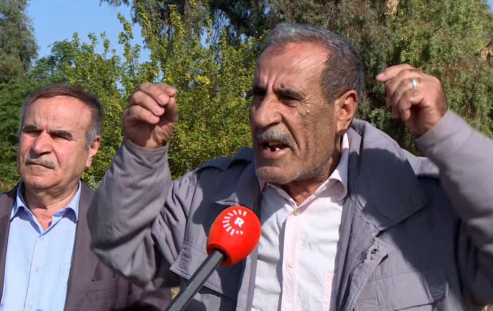 جووتیارێکی کورد لە دووبز: حکومەت فریامان بکەوێت و لەم بەڵای تەعریبە رزگارمان بکات