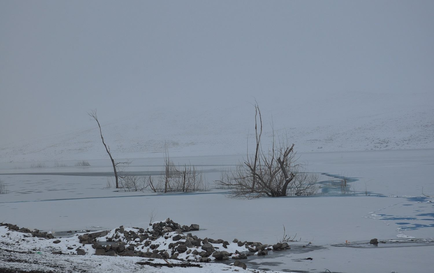 Bendava Qersê qeşa girt