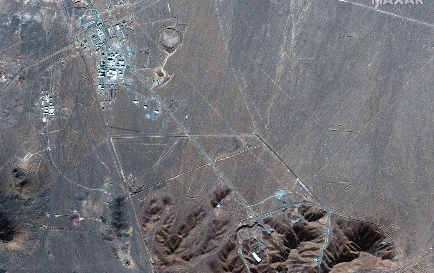 AP: İran yer altında nükleer tesis inşasına başladı