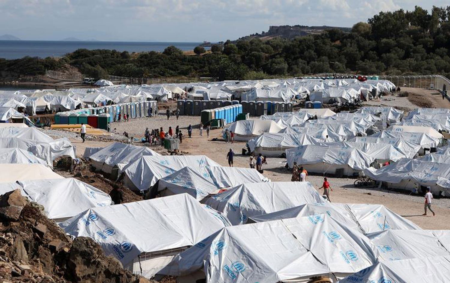 Alman Bakan: Yunan adasındaki kampta bebekler fareler tarafından kemiriliyor