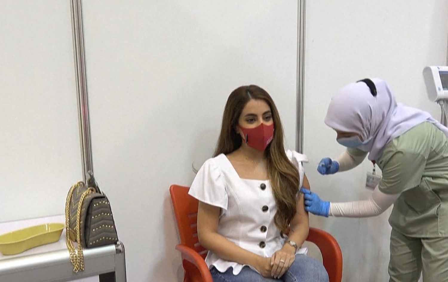 بەشێک لە وڵاتانی رۆژهەڵاتی ناوەڕاست دەستیان بە هەڵمەتی کوتان دژی کۆرۆنا کردووە